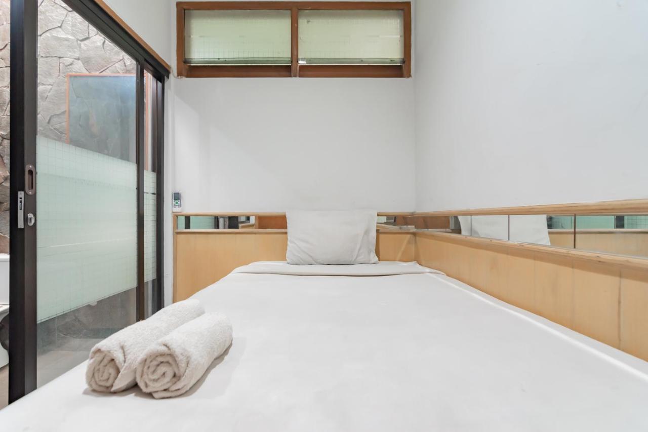 Imelda Residence Setrasari RedPartner Bandung Bagian luar foto