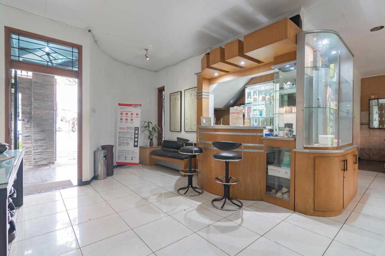 Imelda Residence Setrasari RedPartner Bandung Bagian luar foto