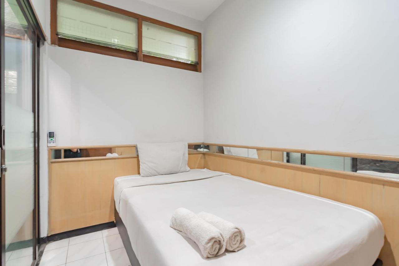 Imelda Residence Setrasari RedPartner Bandung Bagian luar foto